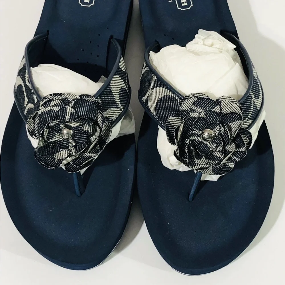 Coach Jillian Sig C Blue Denim Flower Logo Women's Flip Flops Sandals